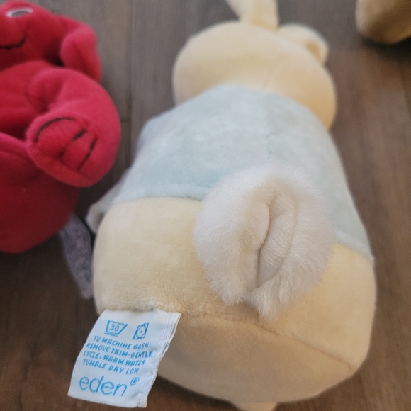 Bundle Barely Used Small Stuffed Animals - Clifford,  Rabbit, Bears - Picture 6 of 7
